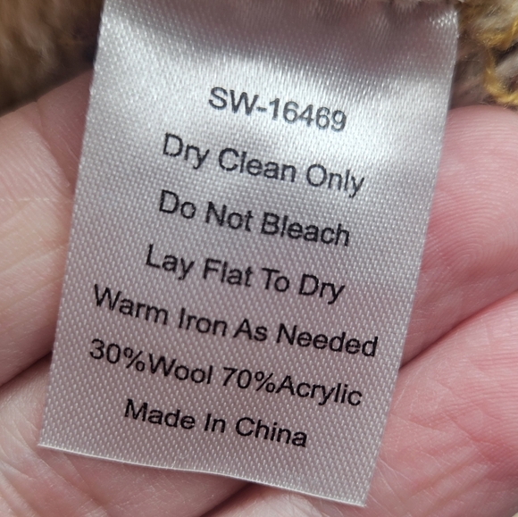 Kiel James Patrick X Cozy Cabin Sweaters Cozy Pumpkin Sweater Size Large - Picture 8 of 9